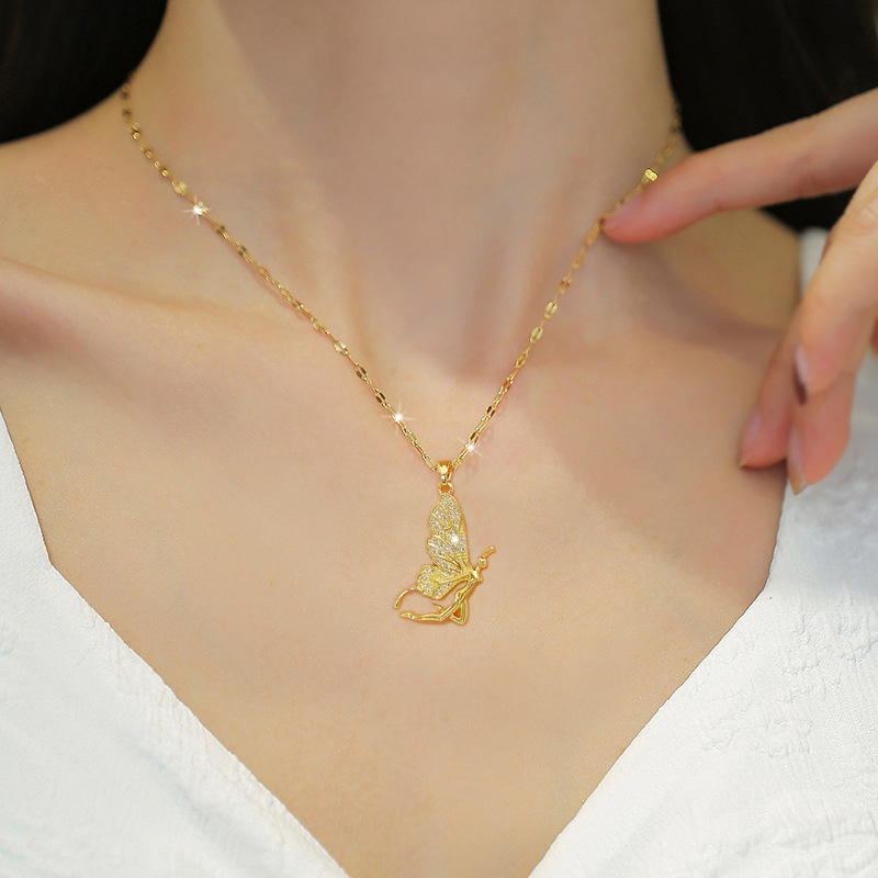 قلادة فراشة أنيقة وفاخرة للنسا - مراجعة Butterfly Clasp Deployant وسعره
