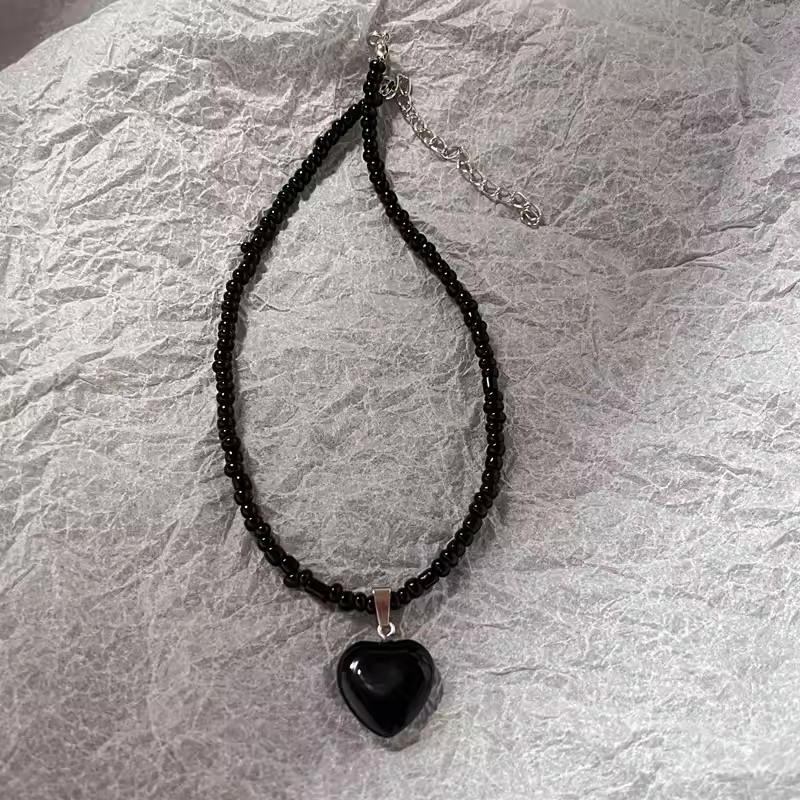 مجموعة قلادات بوهو من حجر عين  - مراجعة Butterfly Clasp Deployant وسعره